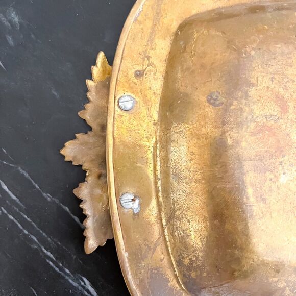 Vintage 10in Square Brass Tray Trinket Dish Ivy Leaf Handles Gold - Picture 8 of 9